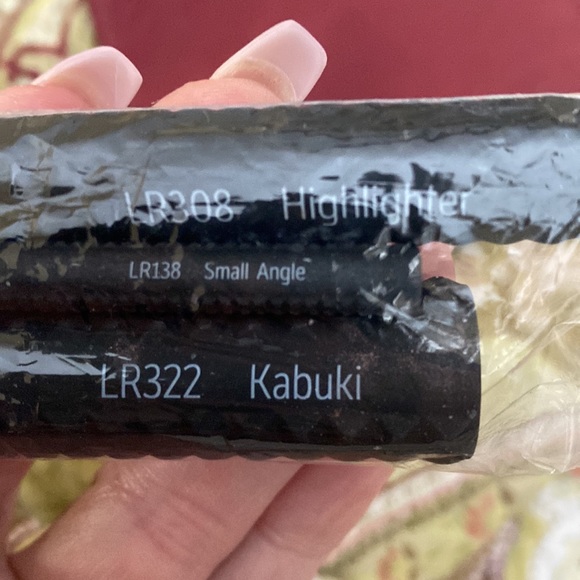 laruce Makeup Three Beautiful Laruce Brushes One Kabuki One Small